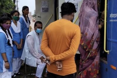मुख्यमंत्री शहरी स्लम स्वास्थ्य योजना से इलाज कराना हुआ आसान