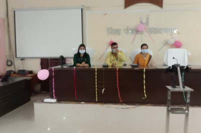 कार्यस्थल पर बड़ते तनाव को कम करने के लिये आयोजित हुई कार्यशाला