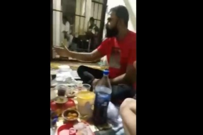 लॉकअप में शराब, स्नैक्स और सिगरेट पार्टी, गैंगस्टर के वीडियो पर जोरदार  बवाल !!