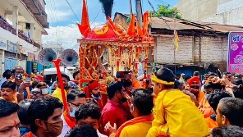 हनुमान भक्तो ने श्री कृष्ण के डोले का किया भव्य स्वागत