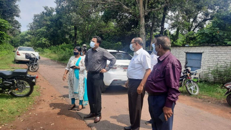 डेंगू मरीज से मिलने पहुंचे निगम आयुक्त डेंगू रोकथाम के लिए किए जा रहे कार्यों की ली जानकारी