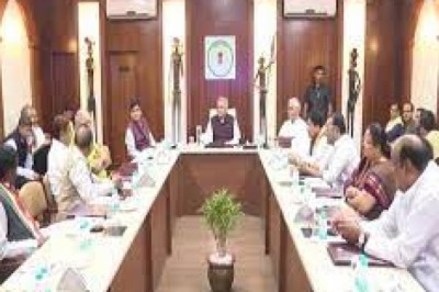 भूपेश कैबिनेट की बैठक खत्म- बसों का किराया 25% बढ़ाने और नई फिल्म पॉलिसी को मिली मंजूरी; एडसमेटा कांड की न्यायिक जांच हुई पूरी
