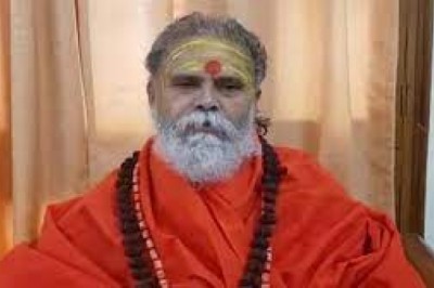 महंत नरेंद्र गिरि की मौत पर निरंजनी अखाड़ा ने उठाया सवाल