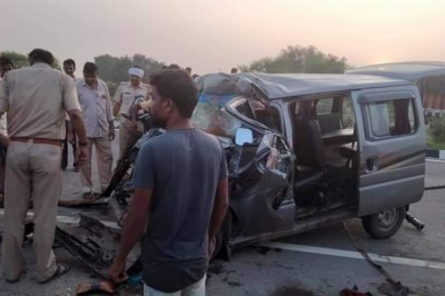 जयपुर में भीषण सड़क हादसा:ट्रक और वैन की भिड़ंत में 6 की मौत, इनमें से 5 बारां से सीकर रीट की परीक्षा देने जा रहे थे