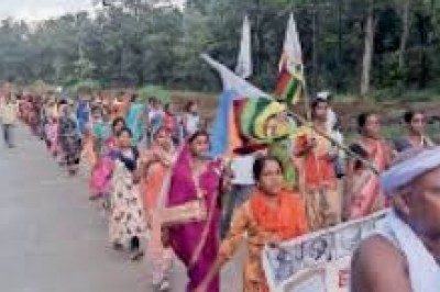 पूर्व मुख्यमंत्री का ट्वीट- जब नाश मनुज पर छाता है, पहले विवेक मर जाता है