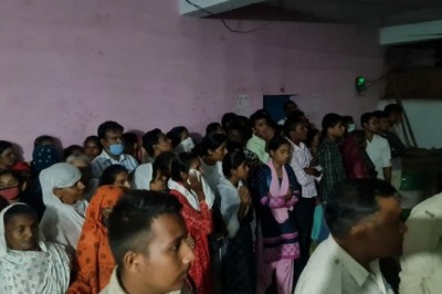 धर्मांतरण को लेकर जमकर हंगामा: जबरदस्ती  धर्म परिवर्तन कराने का आरोप........