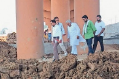 ठगड़ाबांध सौंदर्यीकरण का काम धीमा, विधायक ने जताई नाराजगी