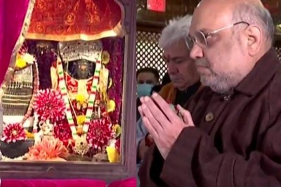 बेखौफ अंदाज:-गृहमंत्री ने श्रीनगर में मंच पर लगा बुलेट प्रूफ ग्लास हटवाया, बोले- दिल से डर निकाल दीजिए