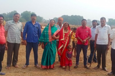 मोहंदी गौठान में आयोजित हुए गोवर्धन पूजा गौठान दिवस के रूप में हुआ आयोजन