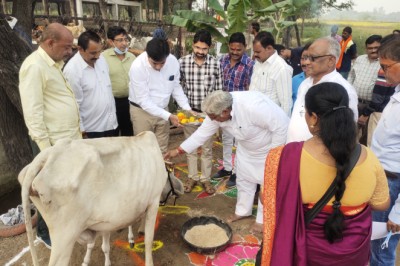 -पूरे उत्साह से की गोवर्धन पूजा-मनाया गौठान दिवस के रूप में