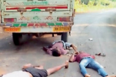 सड़क दुर्घटना:तेज रफ्तार पिकअप ने बाइक को मारी टक्कर, 3 दोस्तों की हुई मौत