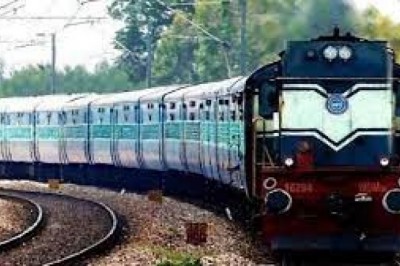 नागपुर रूट की 5 ट्रेनें रद्द:गोंदिया, इतवारी सहित एक पार्सल ट्रेन 29-30 नवंबर को नहीं चलेगी; तिरोड़ा स्टेशन में होगा नॉन इंटरलॉकिंग के काम