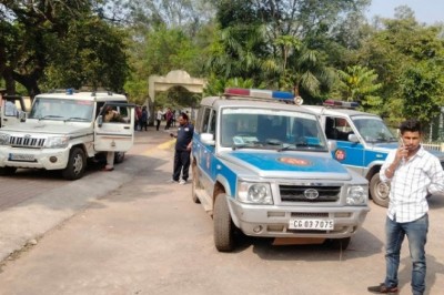 मेंबरशिप लेने से छात्र ने मना किया तो दूसरे छात्र ने मारा चाकू; कॉलेज कैंपस में जमकर हुआ हंगामा