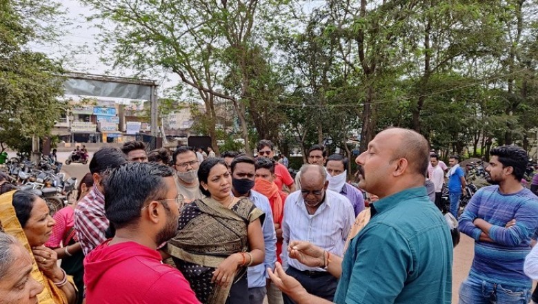 पुलिस ने दूसरे दिन लिए ब्लड सैंपल, भड़के परिजनों का हंगामा; सिगरेट का टुकड़ा हटाने पर भी सवाल