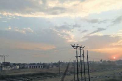 ठंडी हवाओं ने बढ़ाई गुलाबी ठंड, खाड़ी में बना सिस्टम, बारिश के आसार