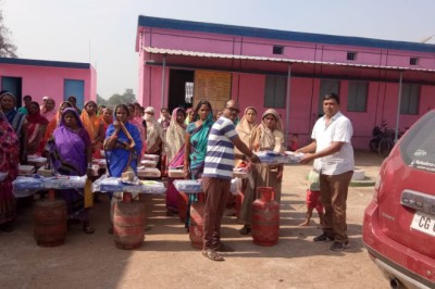 ग्राम पंचायत अमेरी में 57 परिवार को मिलेगी धुँआ से मुक्ति उज्जवला योजना के तहत मिला गैस कनेक्शन