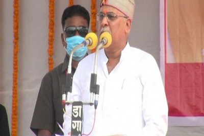 मुख्यमंत्री ने कहा- राज्य का नागरिक अगर गोबर बीने, तो भी 2 रुपए किलो बेच सकता है