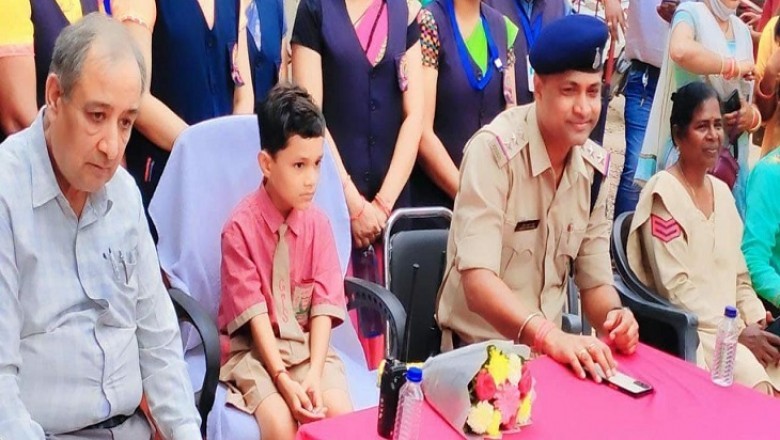 पुलिस स्टाफ की समस्याएं सुनी; वीकली ऑफ की मांग पर मुस्कुराया, पूरा करने का आश्वासन दिया