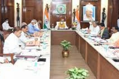 मुख्यमंत्री भूपेश बघेल की अध्यक्षता में छत्तीसगढ़ कैबिनेट की बैठक , कई अहम मुद्दों पर हुई चर्चा