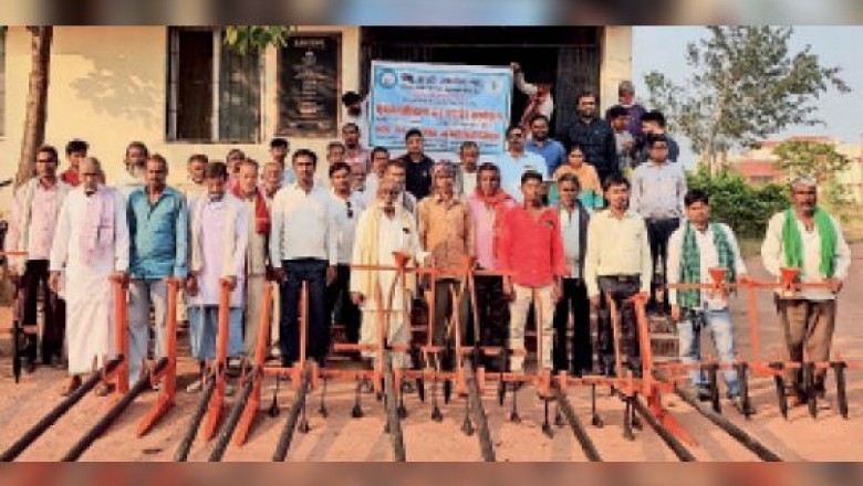 अखिल भारतीय समन्वित अनुसंधान परियोजना के तहत कृषि विज्ञान केंद्र में किसानों को दी ट्रेनिंग