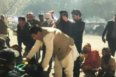 गरीबों को ठंड से बचाने के लिए कंबलों का महापौर,आयुक्त एवं सभापति ने 117 गरीब एवं असहाय लोगों को कंबल वितरण किया: