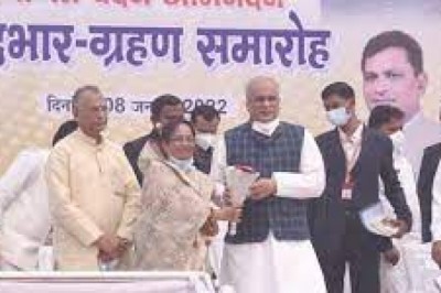 निर्वाचित जनप्रतिनिधियों को रिसाली के विकास के लिए युद्ध स्तर पर कार्य करने कहा : सीएम बघेल