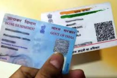 भारतीय स्टेट बैंक (SBI) ने अपने ग्राहकों को अलर्ट किया - पैन को आधार से लिंक करना अनिवार्य