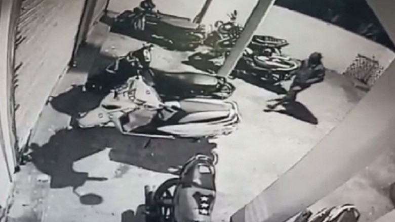 छत्तीसगढ़ के जांजगीर स्थित, छत्तीसगढ़ ग्रामीण बैंक की शाखा में चोरों ने देर रात धावा बोल दिया