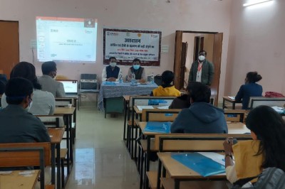 आश्वासन अभियानः कोविड एवं टीबी संक्रमण की कड़ी तोड़ने के लिए दिया प्रशिक्षण