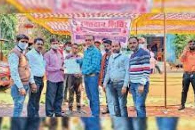 कौड़ीकसा के रक्तदान शिविर के रक्त मित्रों का किया गया सम्मान