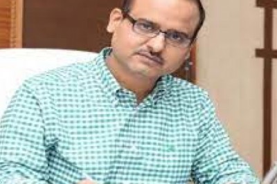 कलेक्टर ने कोविड-19 संक्रमण के वर्तमान परिस्थिति को दृष्टिगत रखते हुए अधिरोपित प्रतिबंधों में आंशिक छूट प्रदान के लिए जारी किया आदेश