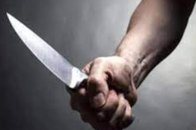 शख्स ने की अपनी बेटी और पत्नी की हत्या,