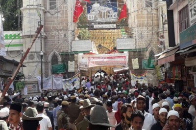 अजमेर में सूफी संत हजरत ख्वाजा मोइनुद्दीन हसन चिश्ती का 810वां उर्स मनाया जा रहा है