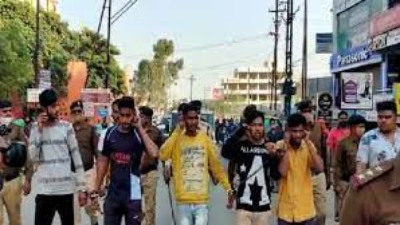 रायपुर के पंडरी इलाके में एक दूल्हे और उसके रिश्तेदारों पर चाकू से वार