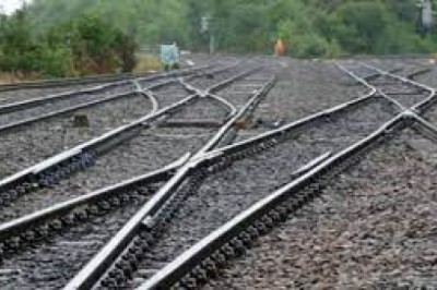 महाराष्ट्र के मुंबई के कल्याण से एक दिल दहला देने वाली घटना सामने आई