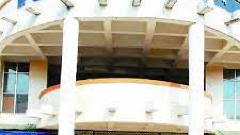 स्कूल खुलने का तीसरा दिन:20 फीसदी बच्चे ही पहुंच रहे स्कूल,