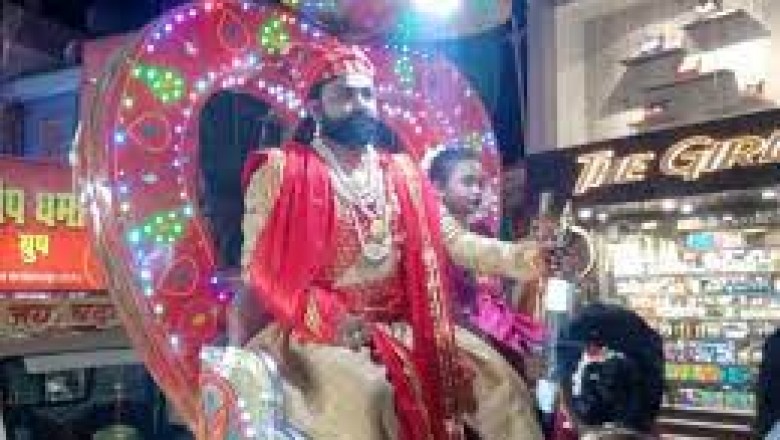 छत्रपति शिवाजी महाराज की जयंती पर निकली शोभायात्रा