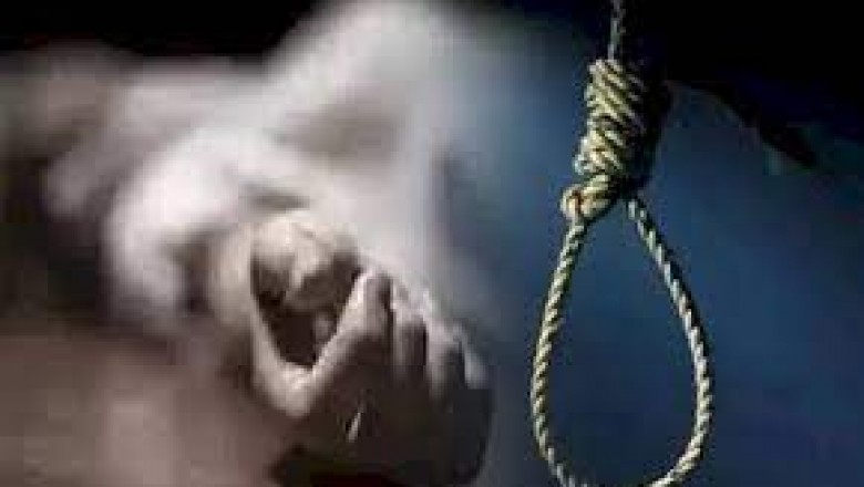 भरतपुर जनपद में पंचायत सचिव ने  लगाई फांसी
