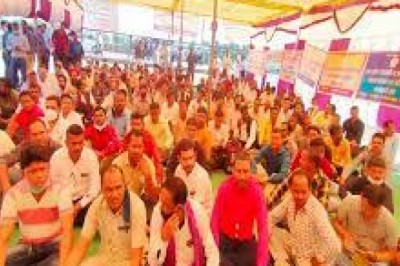 छत्तीसगढ़ के अलग-अलग सरकारी विभागों में ड्राइवर  कर्मचारी नाराज