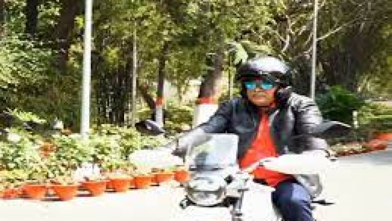 स्पोर्ट्स बाइक पर धूम मचाते नजर आए सीएम भूपेश बघेल,