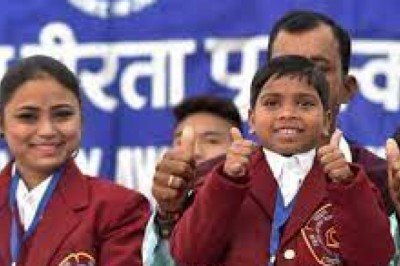 युद्ध के बीच बहादुरी के किस्से,