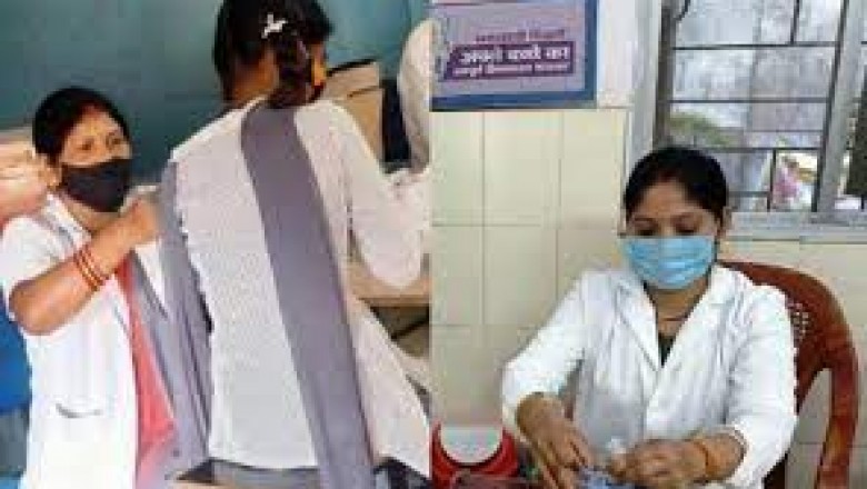 छत्तीसगढ़ की दो महिला टीकाकर्मियों ने कोरोना टीकाकरण का बड़ा रिकॉर्ड बनाया