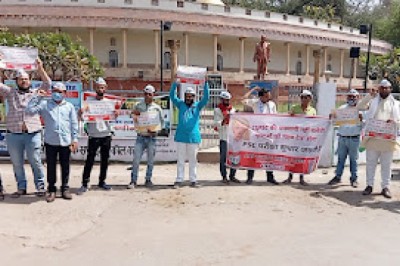 युवाओं के भविष्य के साथ PSC कर रही खिलवाड़
