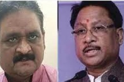 खैरागढ़ उप चुनावों को लेकर कांग्रेस और भाजपा ने एक दूसरे पर सियासी बयानों के तीर छोड़े,