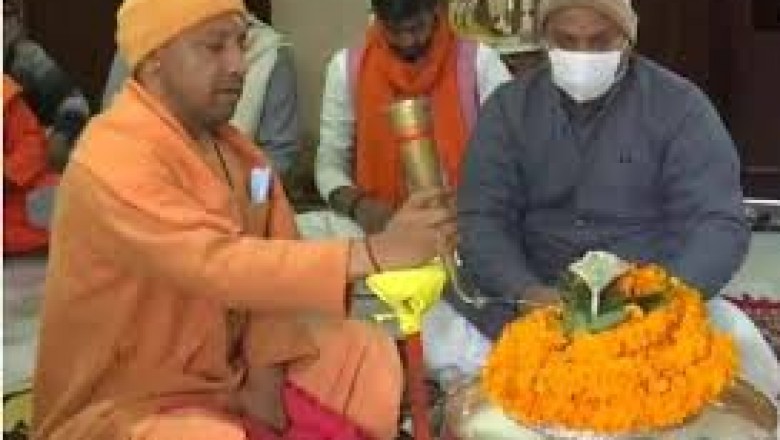 गोरखनाथ मंदिर और CM योगी को बम से उड़ाने की मिली थी धमकी