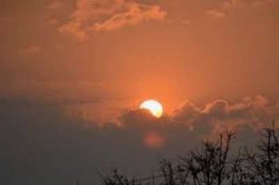 अप्रैल माह में ट्विनसिटी में रात का पारा अधिक और दिन का पारा कम है; बीते साल की तुलना में 3 डिग्री बढ़ा पारा