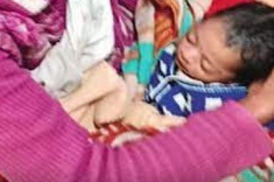 12 दिन के नवजात की हत्या:मां के पास सो रहा था