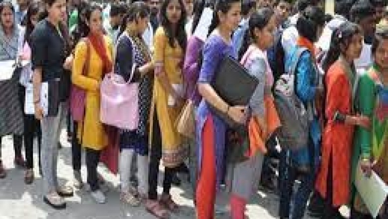 ब्रांच मैनेजर, HR से फिटर और इलेक्ट्रीशियन तक के पद खाली; 18 कंपनियों में 317 पदों पर होंगी भर्तियां