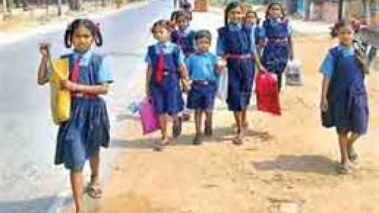 गर्मी की छुट्‌टी : छत्तीसगढ़ में स्कूलों को बंद करने का आदेश, अब 15 जून को खुलेंगे स्कूल