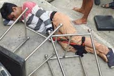 कस्टमर बनकर पहुंचे 3 बदमाश, गहने निकलवाए और फिर कर दी फायरिंग;एक को लोगों ने पकड़ा